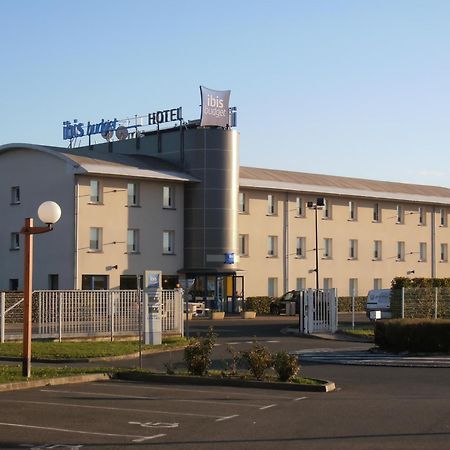 Ibis Budget Meung Sur Loire Exterior foto